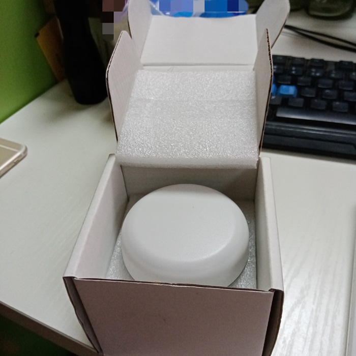 small branded shipping box with PE foam